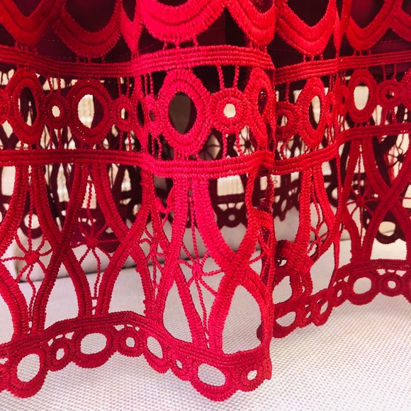 NWT Romeo and Juliet Coutre Burgandy MIDI Skirt - Picture 6 of 8